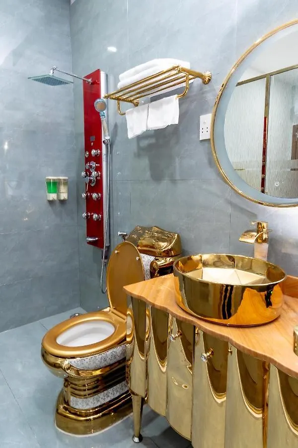 Queen Ky Hoa Hotel Ho Chi Minh City 2*,