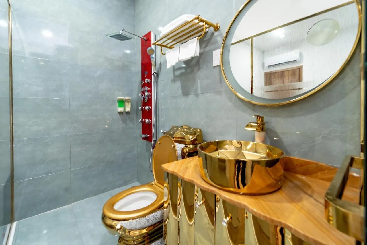 Queen Ky Hoa Hotel Ho Chi Minh City 2*,  Vietnam